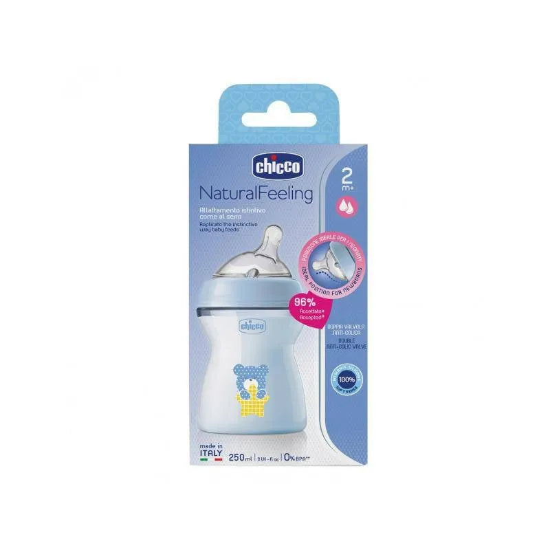 Chicco Natural Feeling Feeding Bottle 250ml (+2m Blue) رضاعة للأطفال